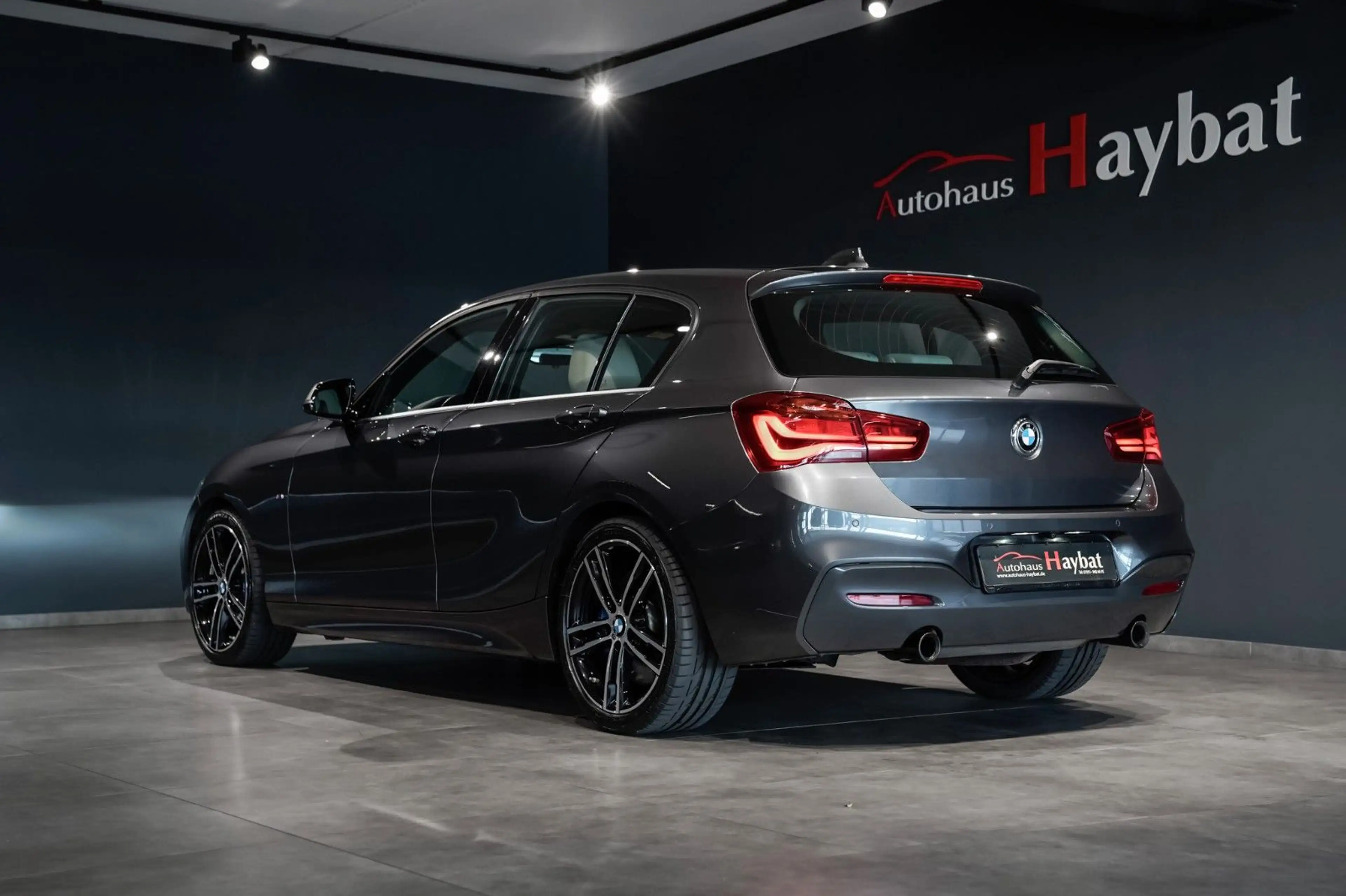 BMW 140 M140 i xDrive Special Edition Leder-HarmanK — photo 6