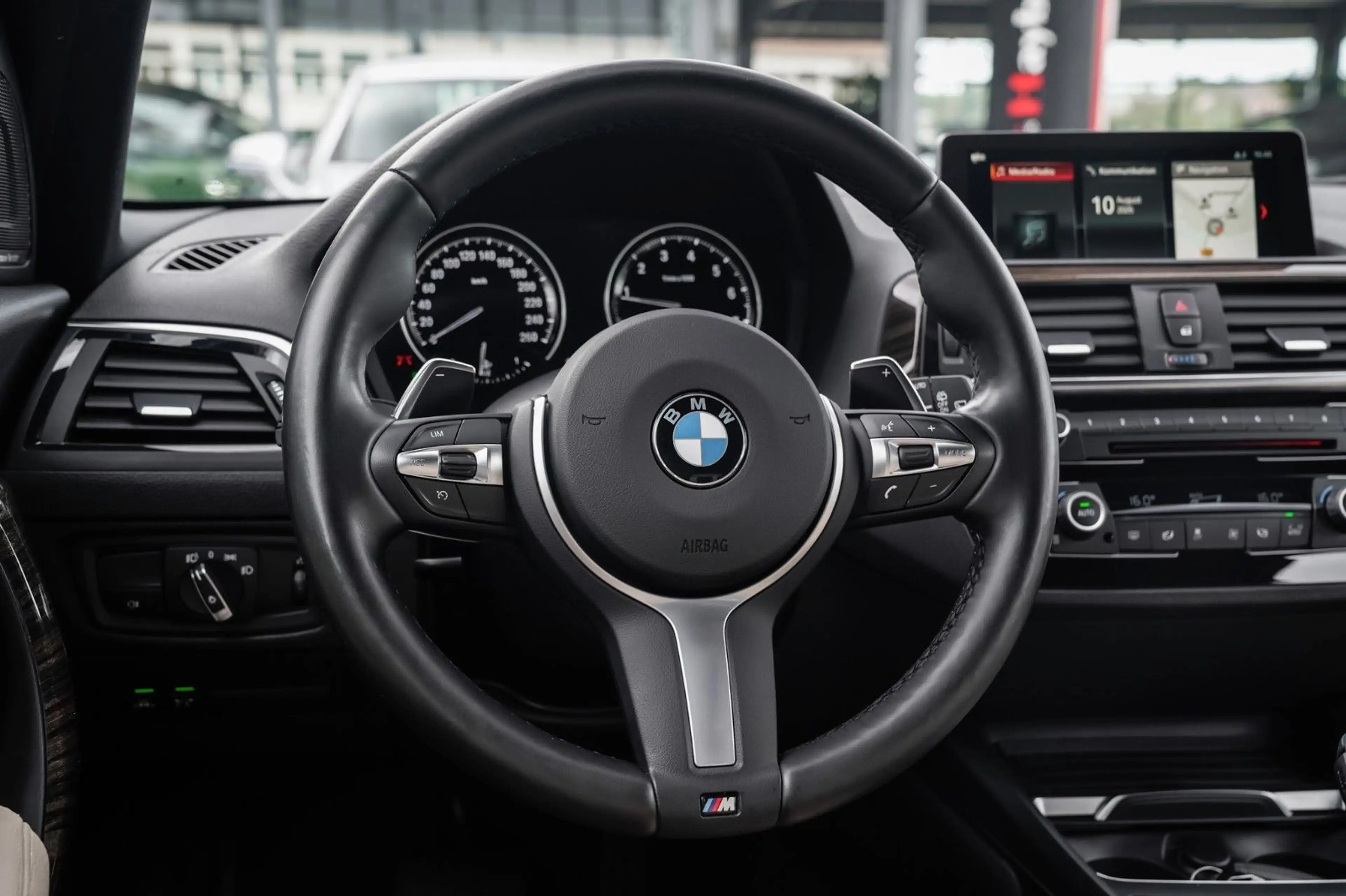 BMW 140 M140 i xDrive Special Edition Leder-HarmanK — photo 12