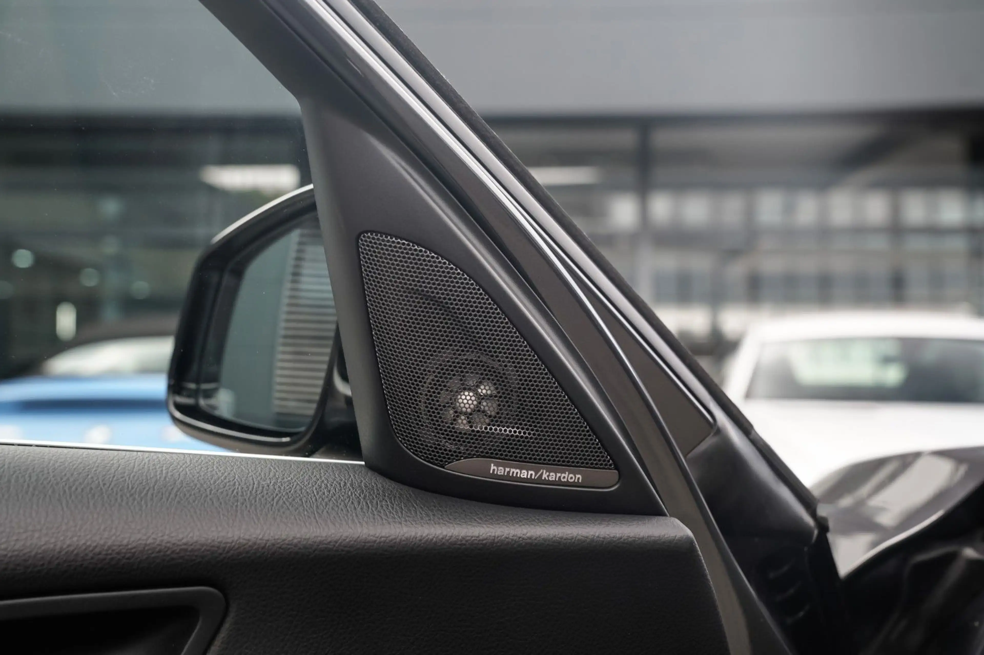 BMW 140 M140 i xDrive Special Edition Leder-HarmanK — photo 10
