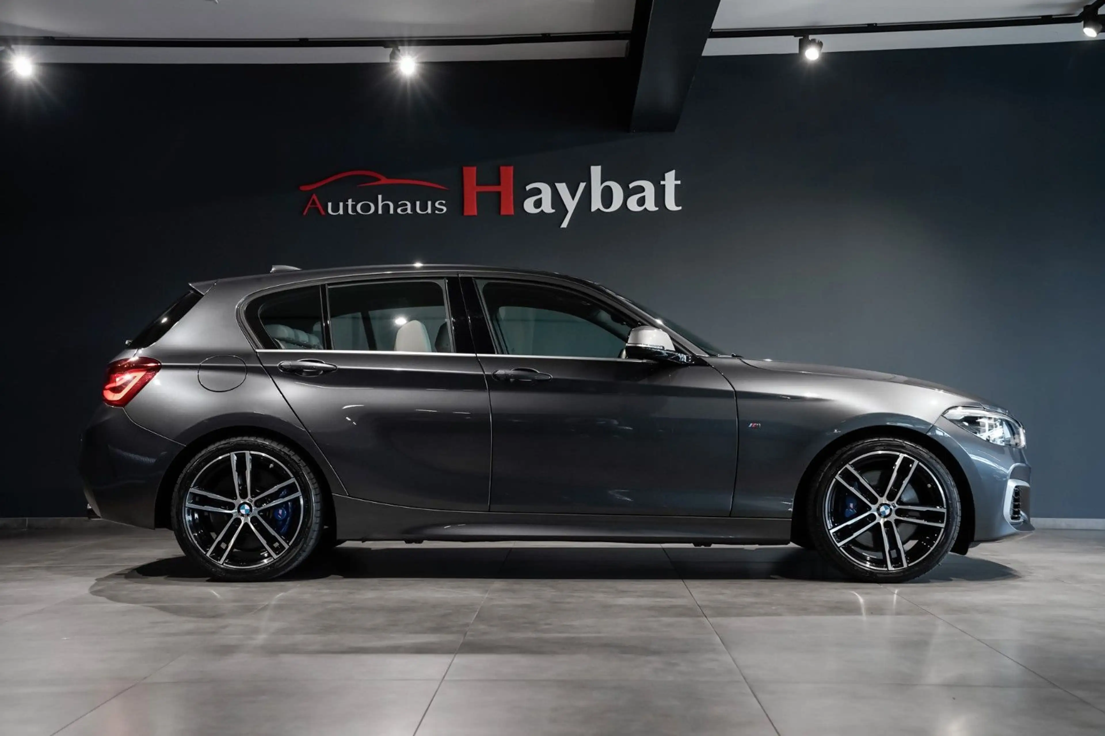 BMW 140 M140 i xDrive Special Edition Leder-HarmanK — photo 4