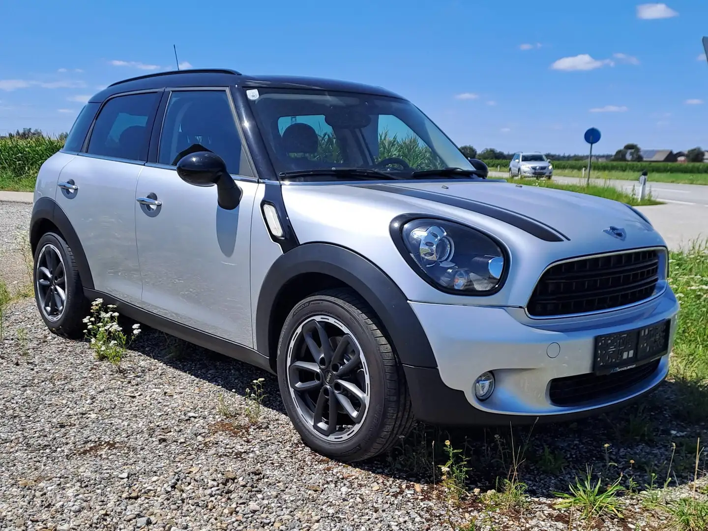 MINI Cooper D Countryman MINI Countryman COOPER D ALL4 Aut. COOPER Silber - 1