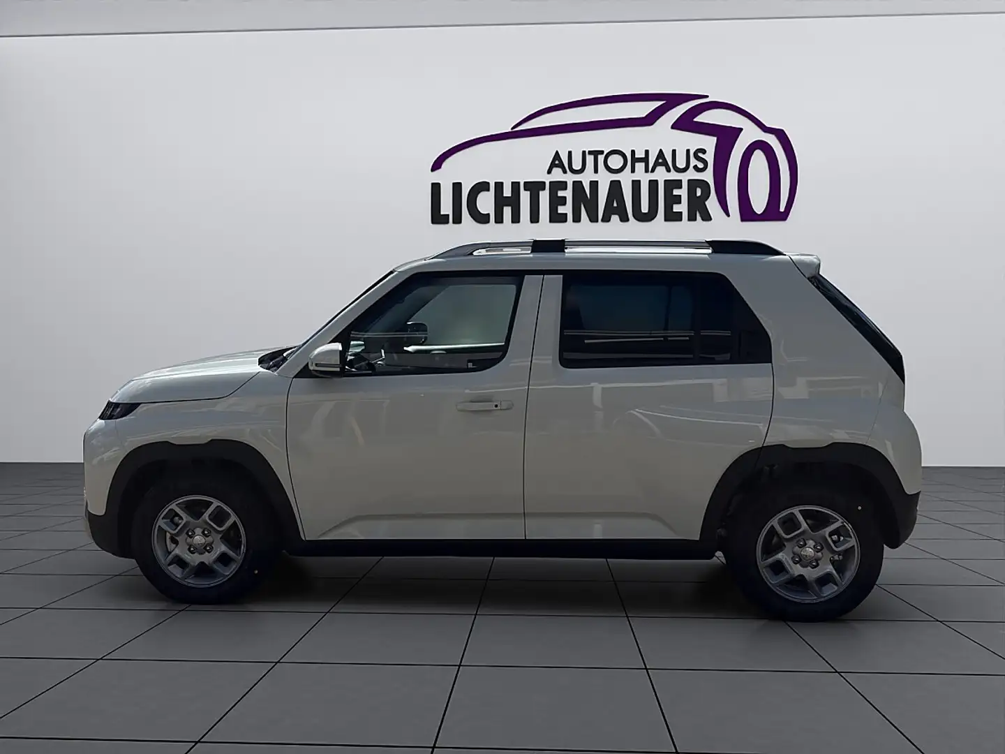 Hyundai Inster Elektro 49 kWh Trend Line Elektro 2WD 5-Sitze Weiß - 2