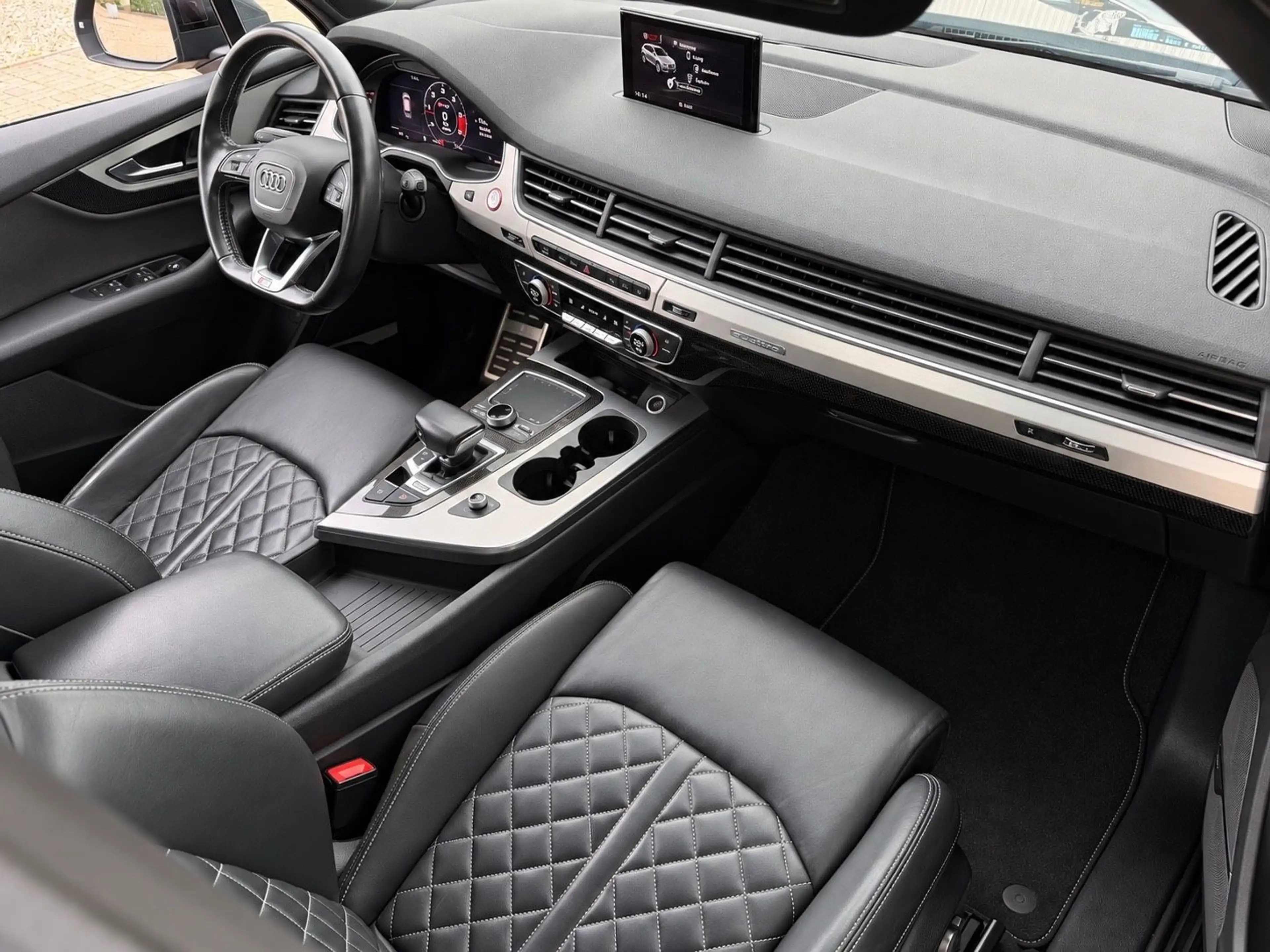 Audi SQ7 4.0 TDI quattro *LEDER*LED*NAVI*22 ZOLL* — photo 11