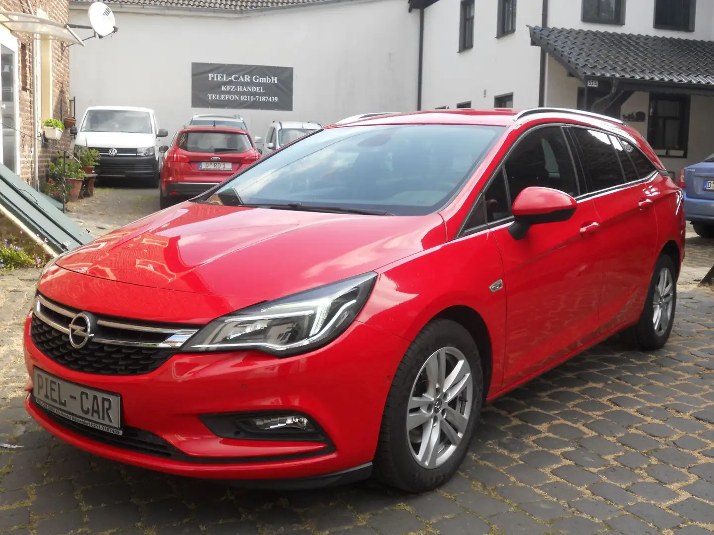 Opel Astra ST 1.6 Diesel Innovation 100kW S/S Auto Rouge - 1