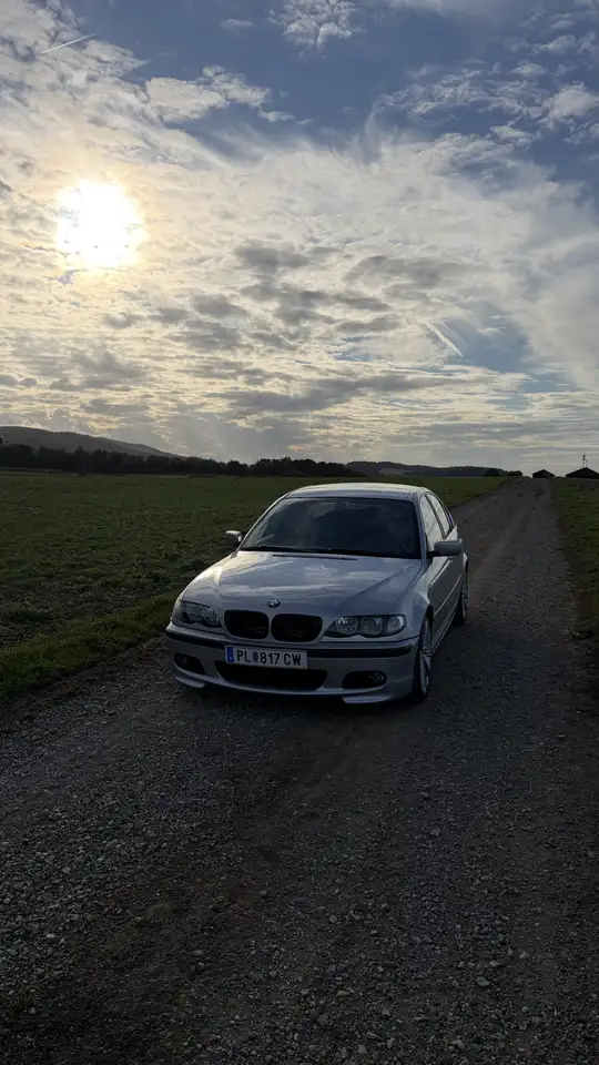 BMW 320