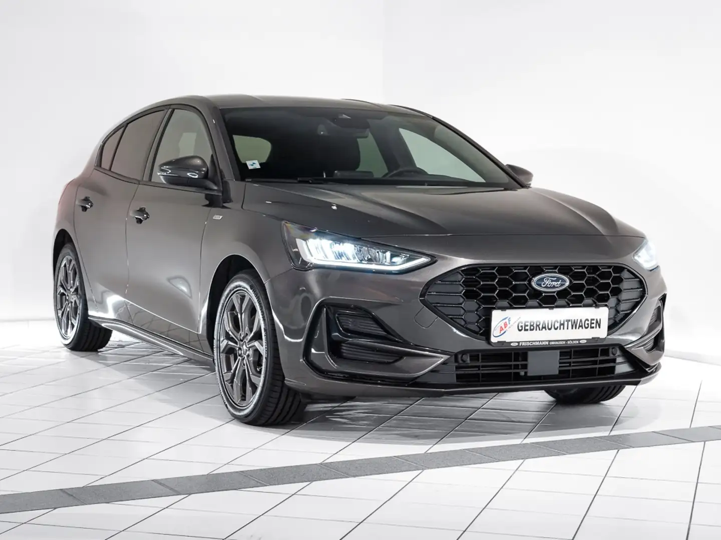 Ford Focus ST-Line Style Grau - 2