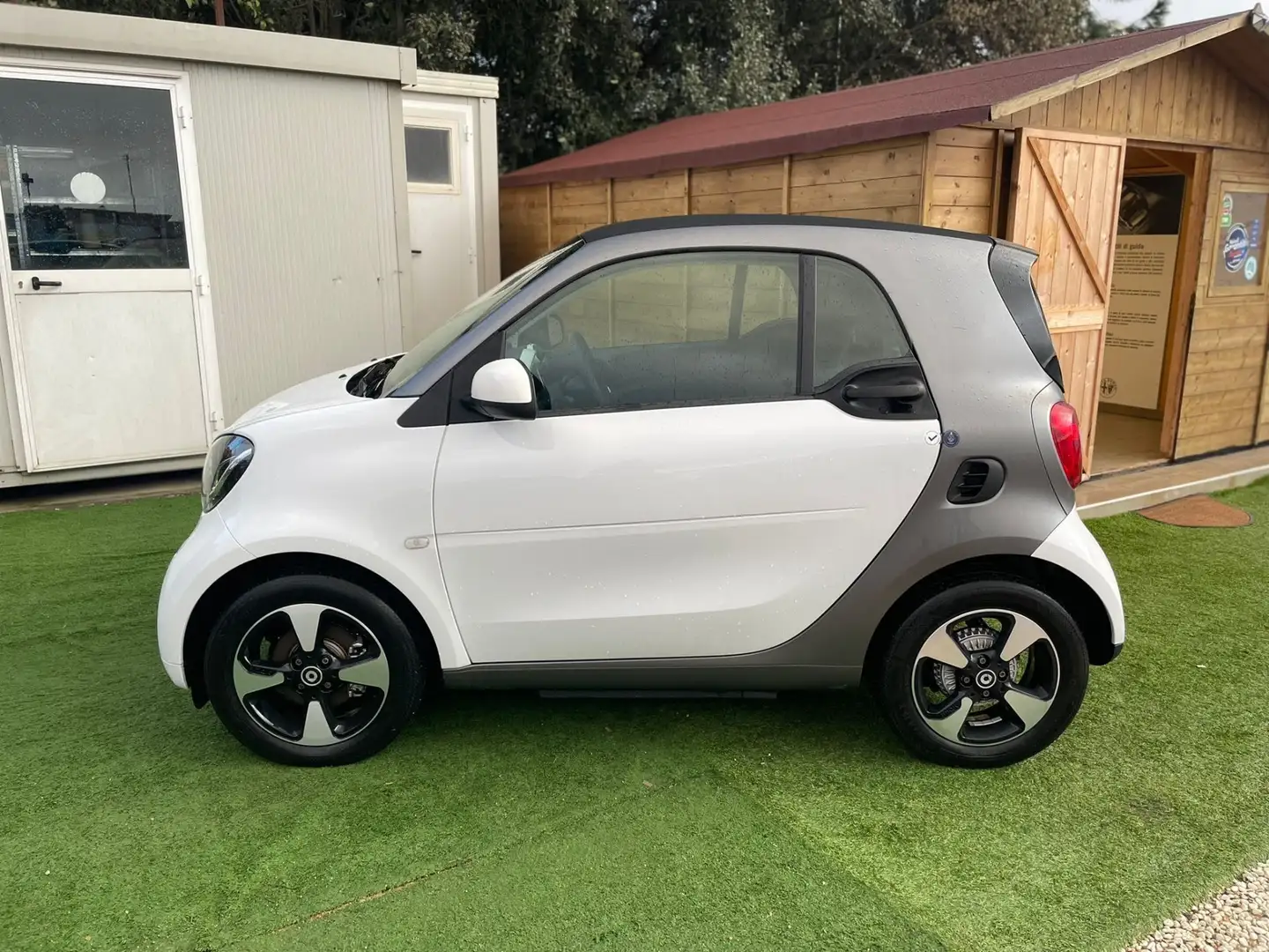 smart forTwo EQ Youngster Bianco - 2