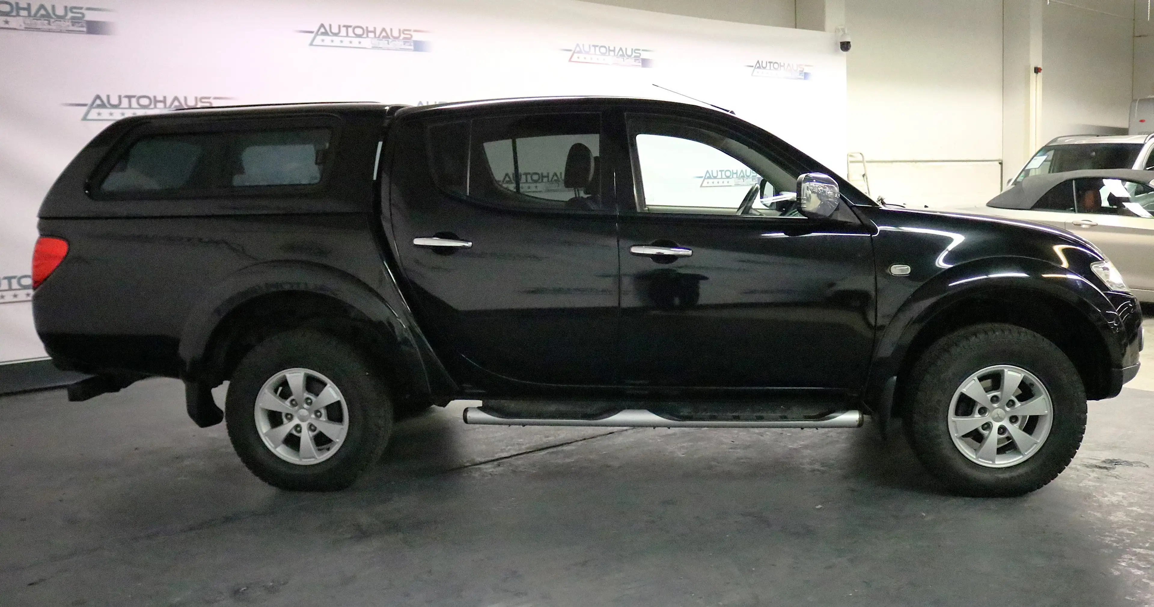 Mitsubishi L200 2,5Ltr Intense Doppelkabine 4WD*SHZ*AHK*LEDER*uvm — photo 3