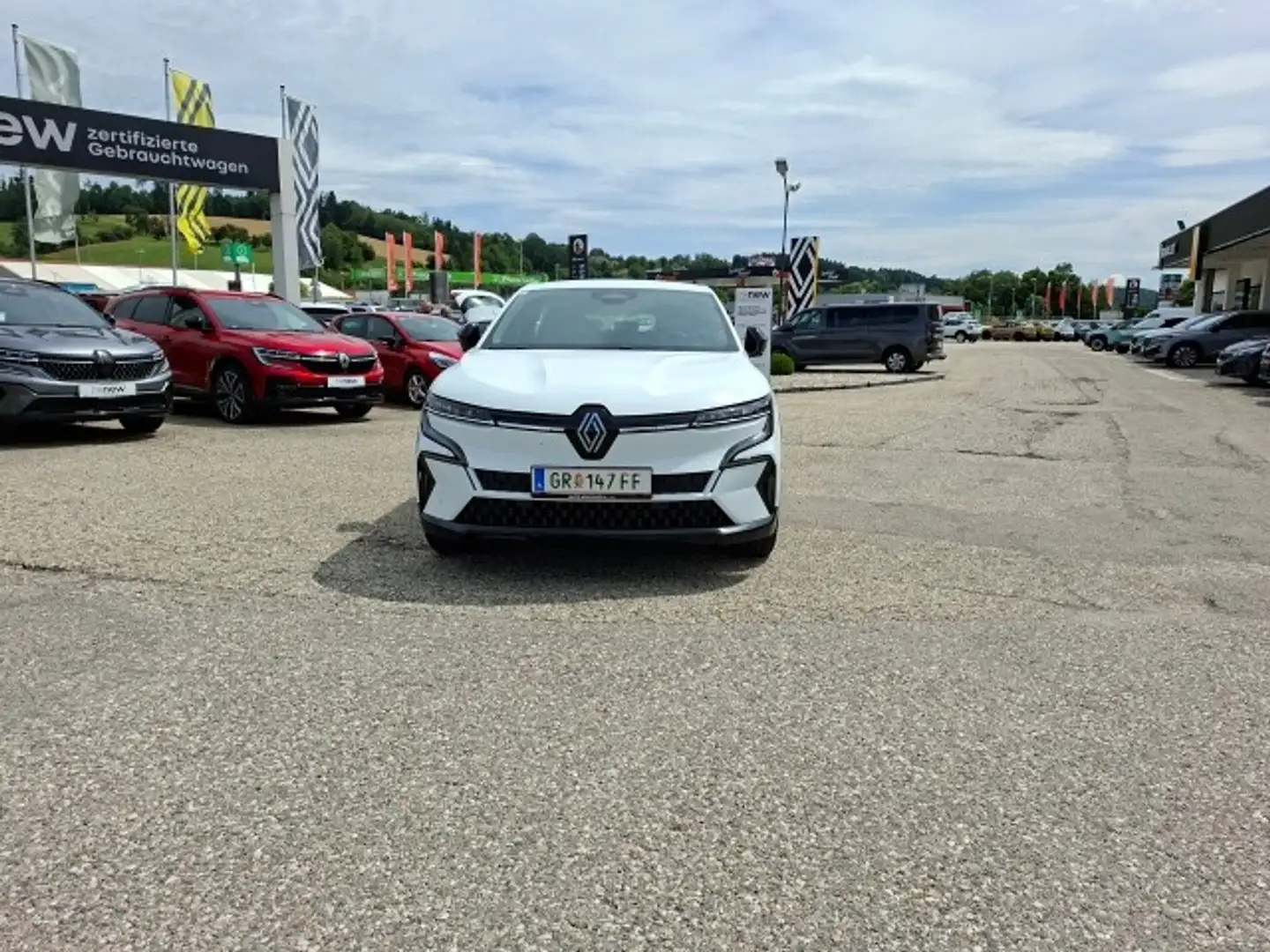 Renault Megane E-Tech Mégane E-TECH ELECTRIC Evolution 130 PS comfort... Weiß - 2