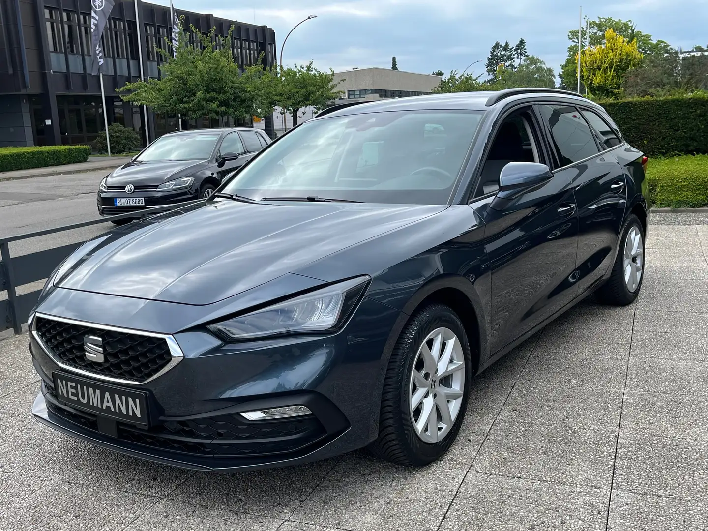 SEAT Leon Style Grijs - 2