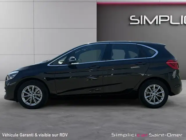 BMW 2 Series view 6