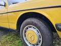 Mercedes-Benz 300 W 123 300 D Limousine *AHK * SD* Jaune - thumbnail 13