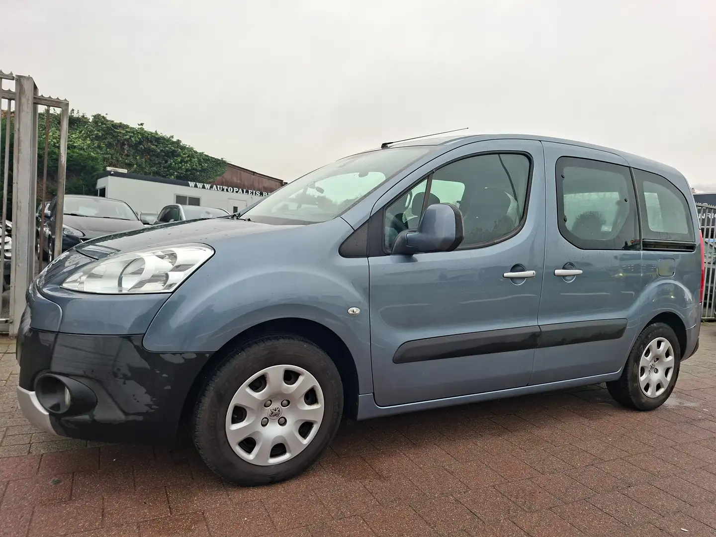 Peugeot Partner Partner Tepee HDi 90 Gris - 2