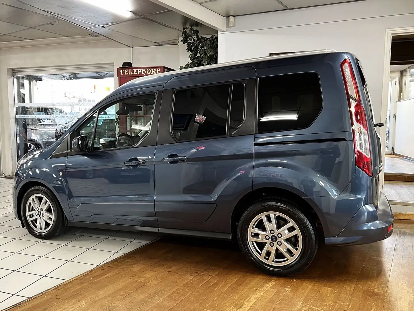 Ford Tourneo Connect 1.5 ECOBLUE 120CH STOP\u0026START TITANIUM BVA Bleu - 2