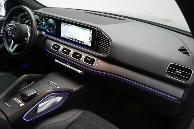 Mercedes-Benz GLE view 7
