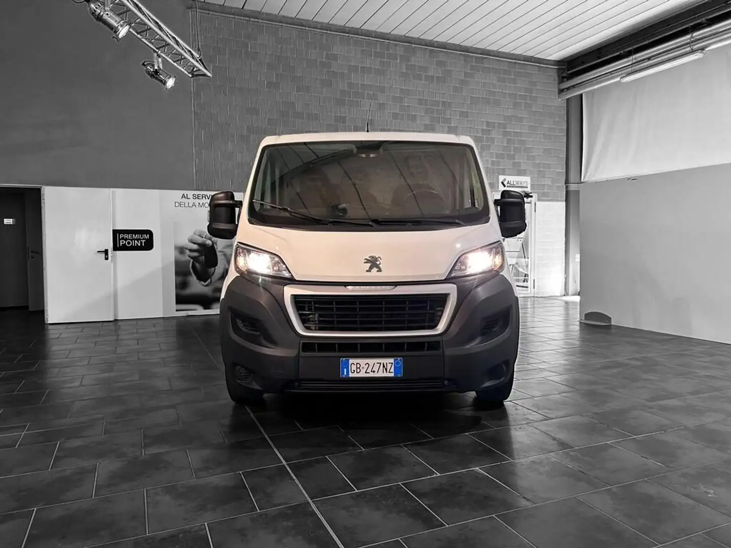 Peugeot Boxer 328 2.2 bluehdi 120cv S&S L1H1 Affaire E6d Bianco - 2