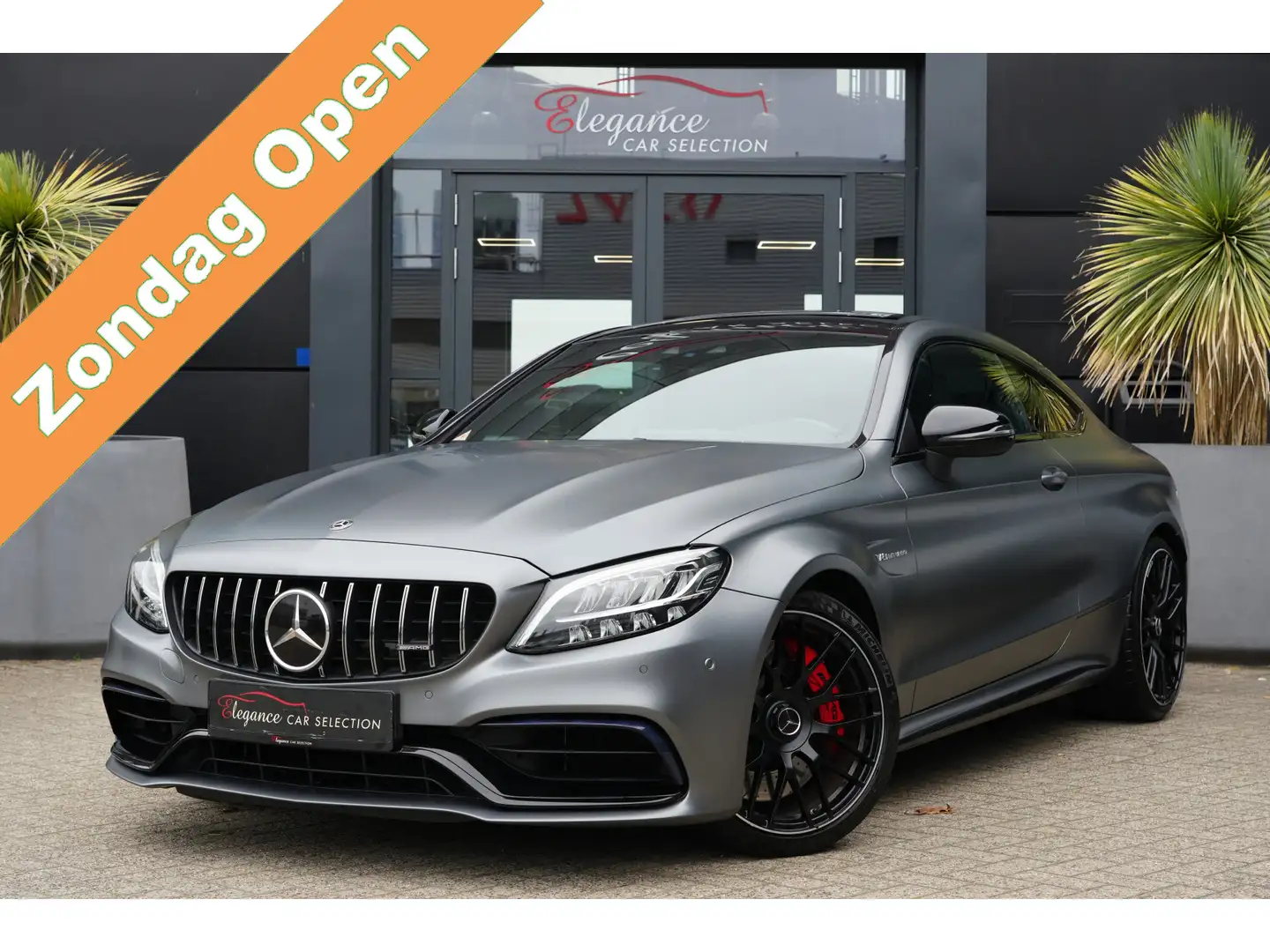 Mercedes-Benz C 63 AMG Coupé S 510pk Panoramadak/Burmester/Akrapovič Gri - 1