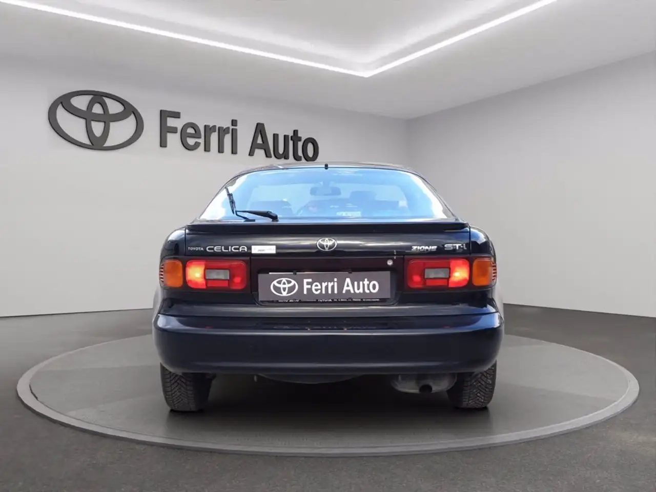 Toyota Celica 1.8 16V VVT-i, foto 3