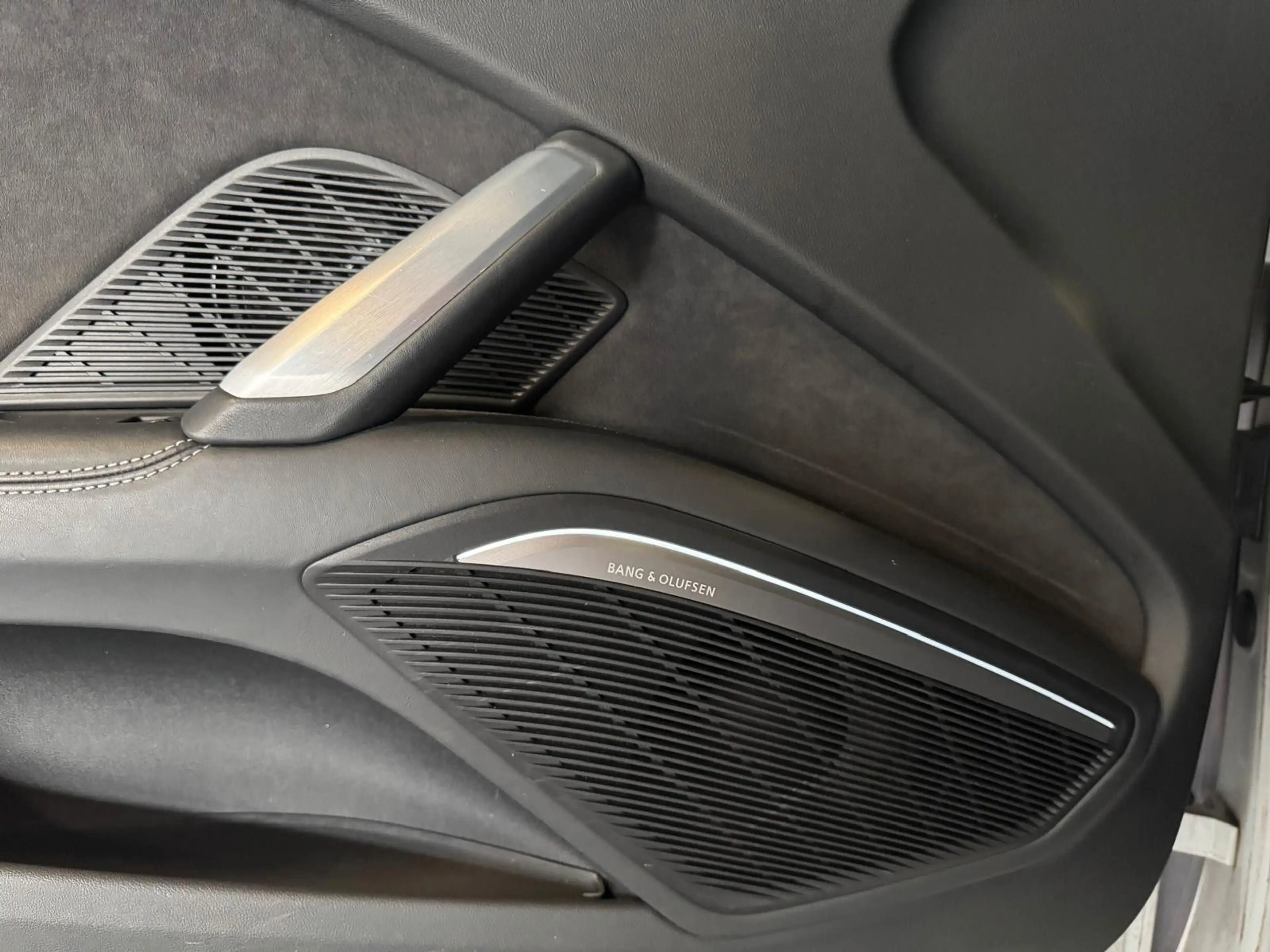 Audi TT Coupe 2.0TFSI quattro S-Line/Matrix+Bang&Oluf — photo 12