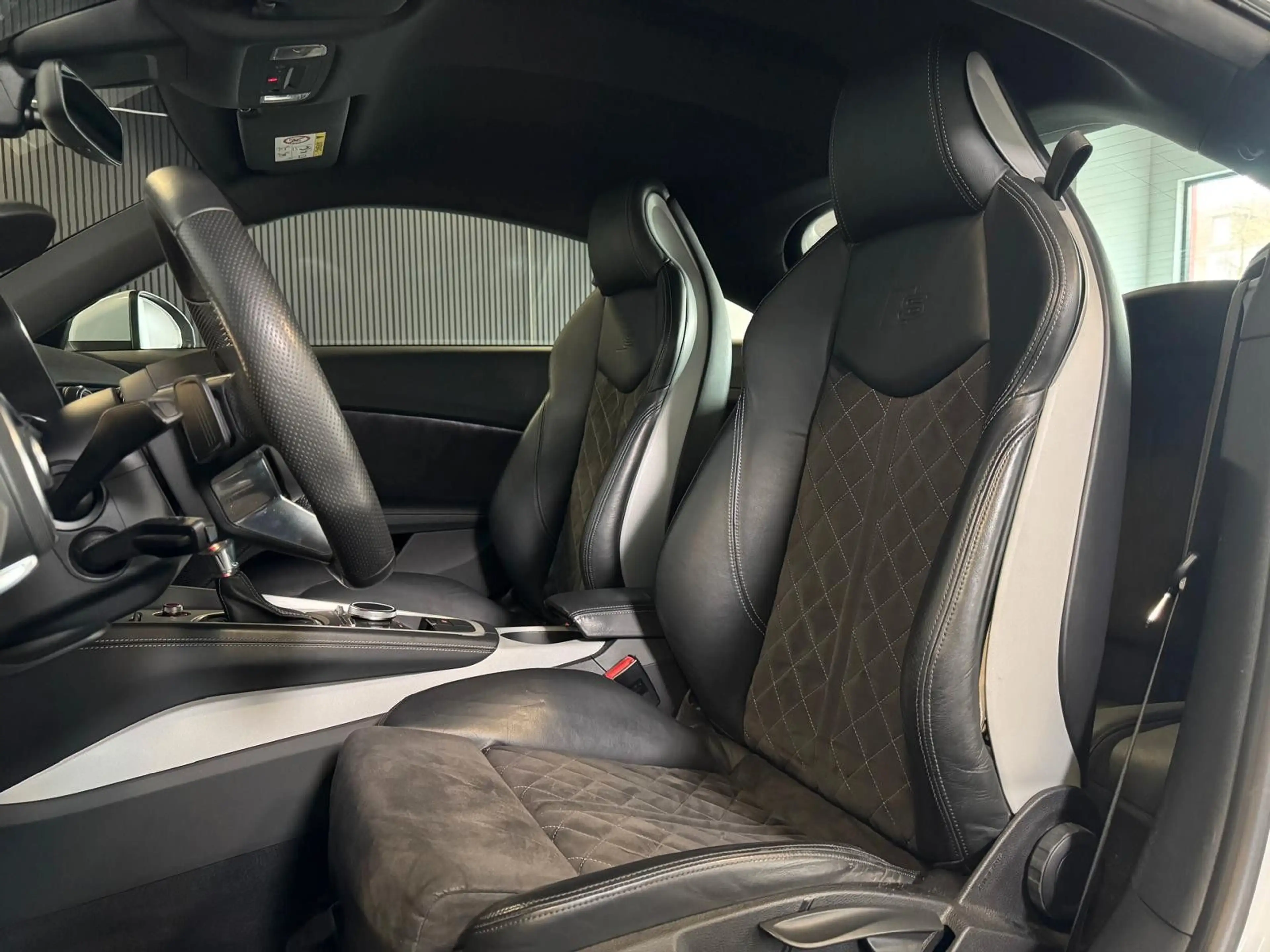 Audi TT Coupe 2.0TFSI quattro S-Line/Matrix+Bang&Oluf — photo 14