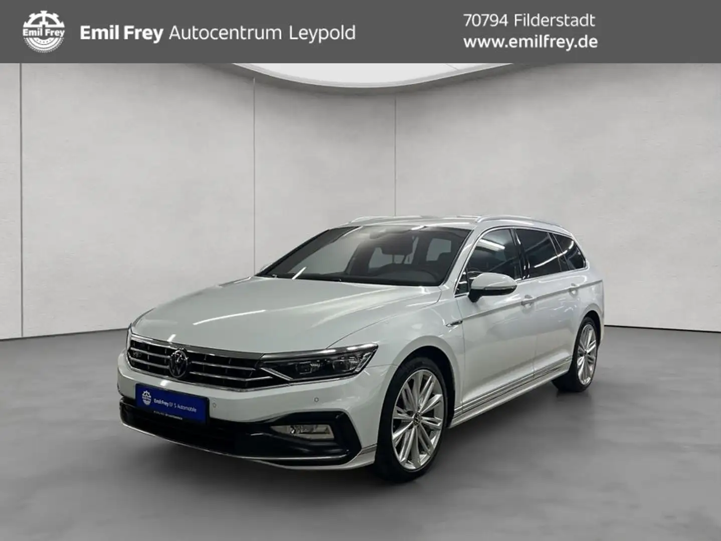 Volkswagen Passat Variant 2.0 TSI DSG Elegance AHK Navi Kamer Weiß - 1