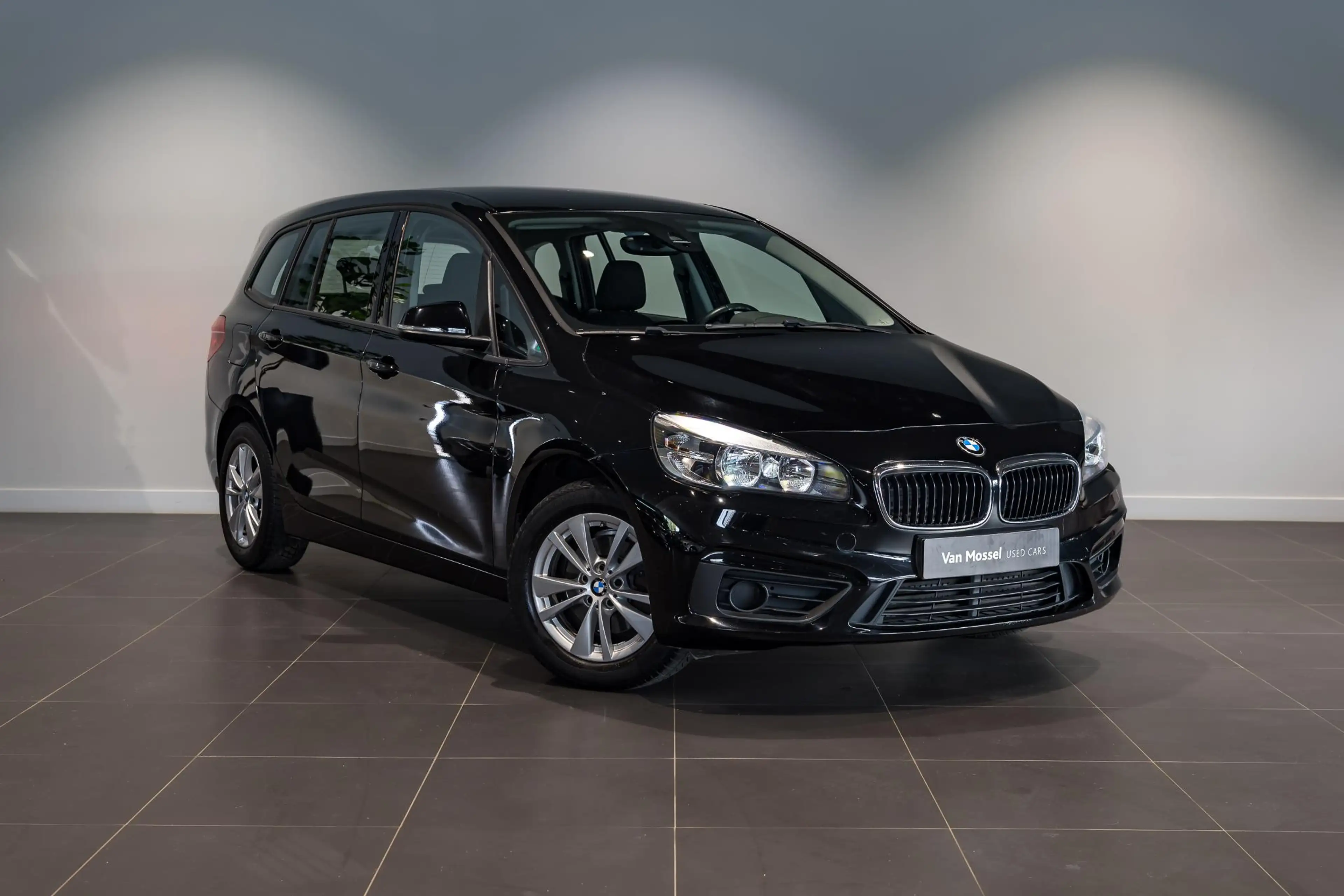 BMW 216 2 Reeks Gran Tourer 216i (75kW) — photo 2
