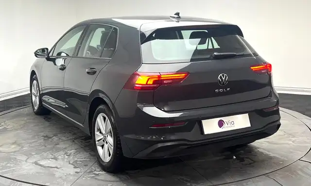Volkswagen Golf view 6