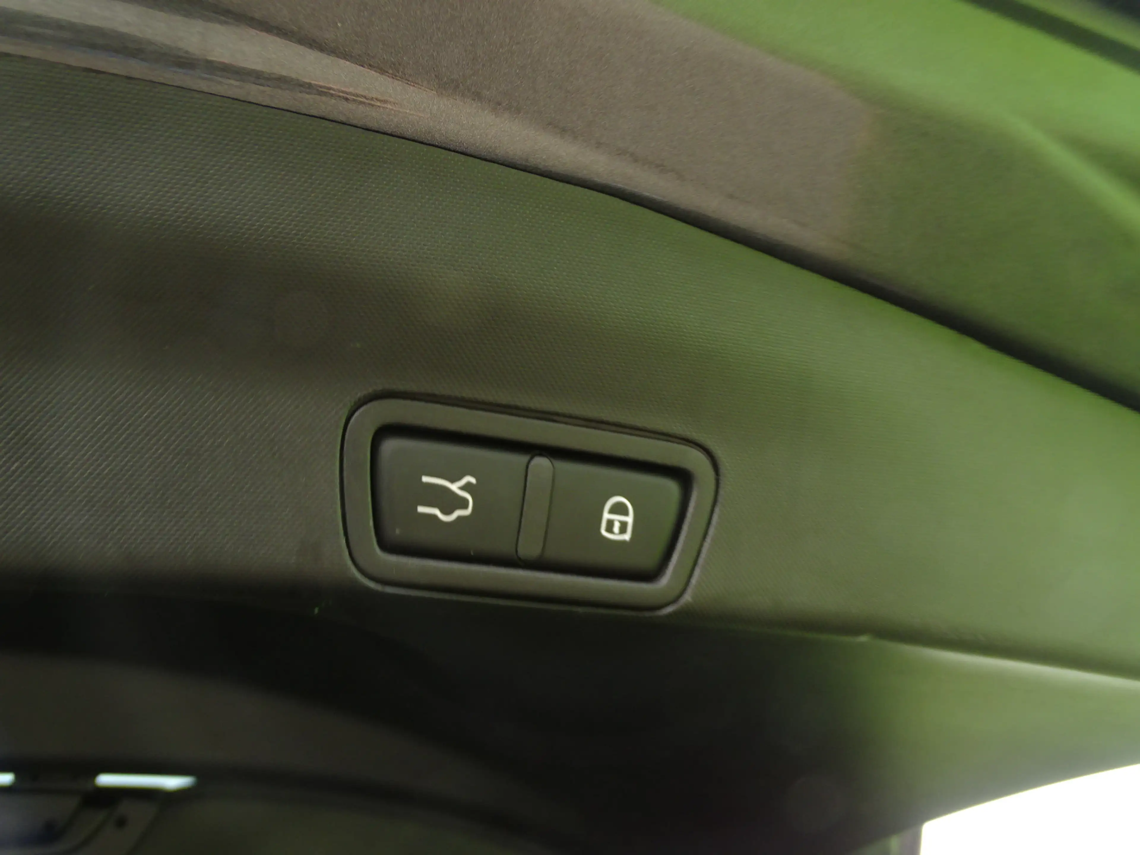Alfa Romeo Stelvio 2.0 T AWD Velocest. | Carplay!! | Flippers | All-B — photo 18
