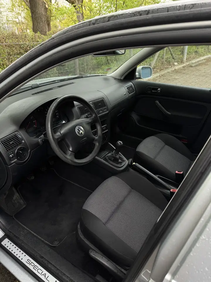 Volkswagen Golf 1.4 Special, foto 4