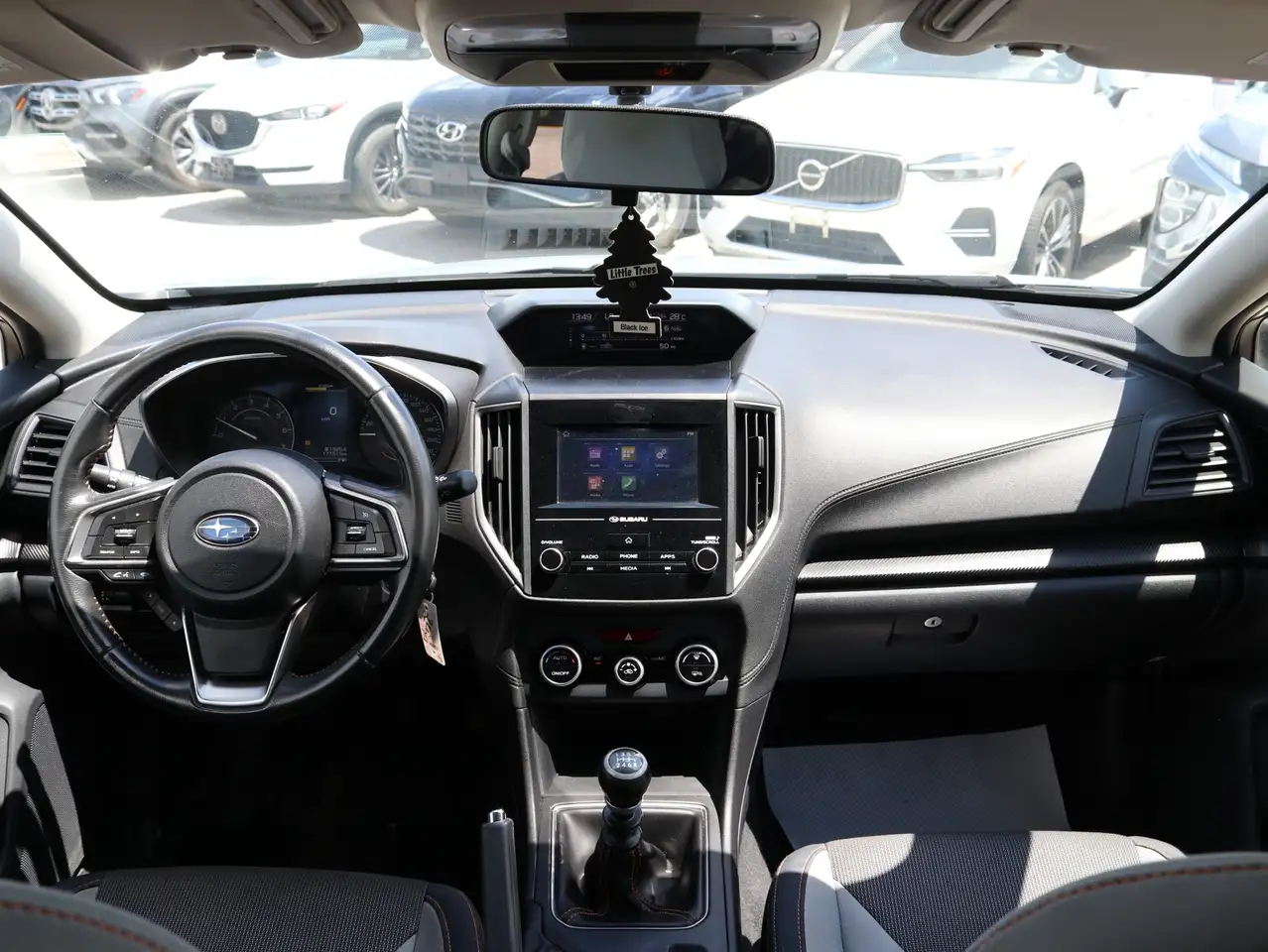Subaru Crosstrek photo Subaru Crosstrek
