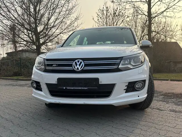 Volkswagen Tiguan 2.0 TDI DPF 4Motion BlueMotion Techn. DSG Sport