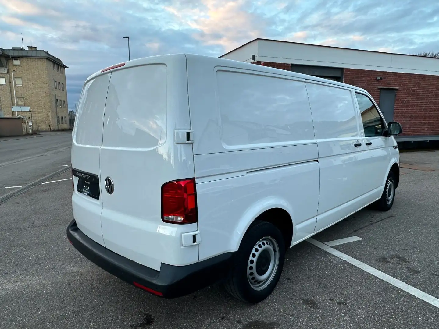 Volkswagen T6 Transporter T6.1 Transporter LR*ACC*STANDHZG*8 FACH*CAR PLAY Weiß - 2