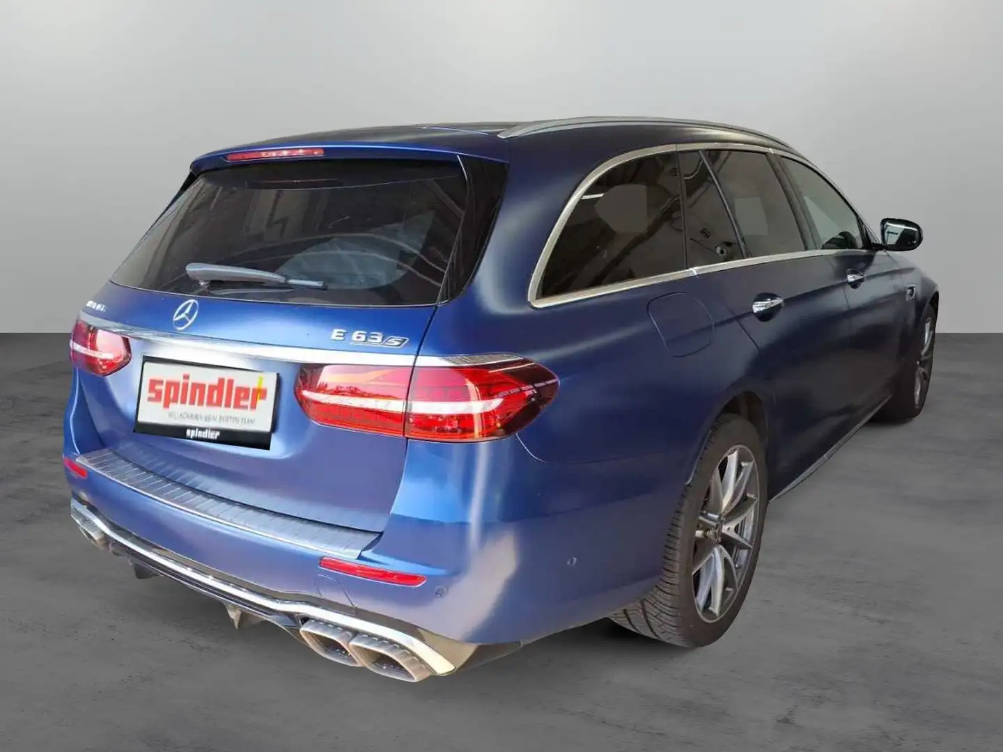 Mercedes-Benz E 63 AMG S 4M + T / Pano, Burmester, AHK, HuD Blauw - 2
