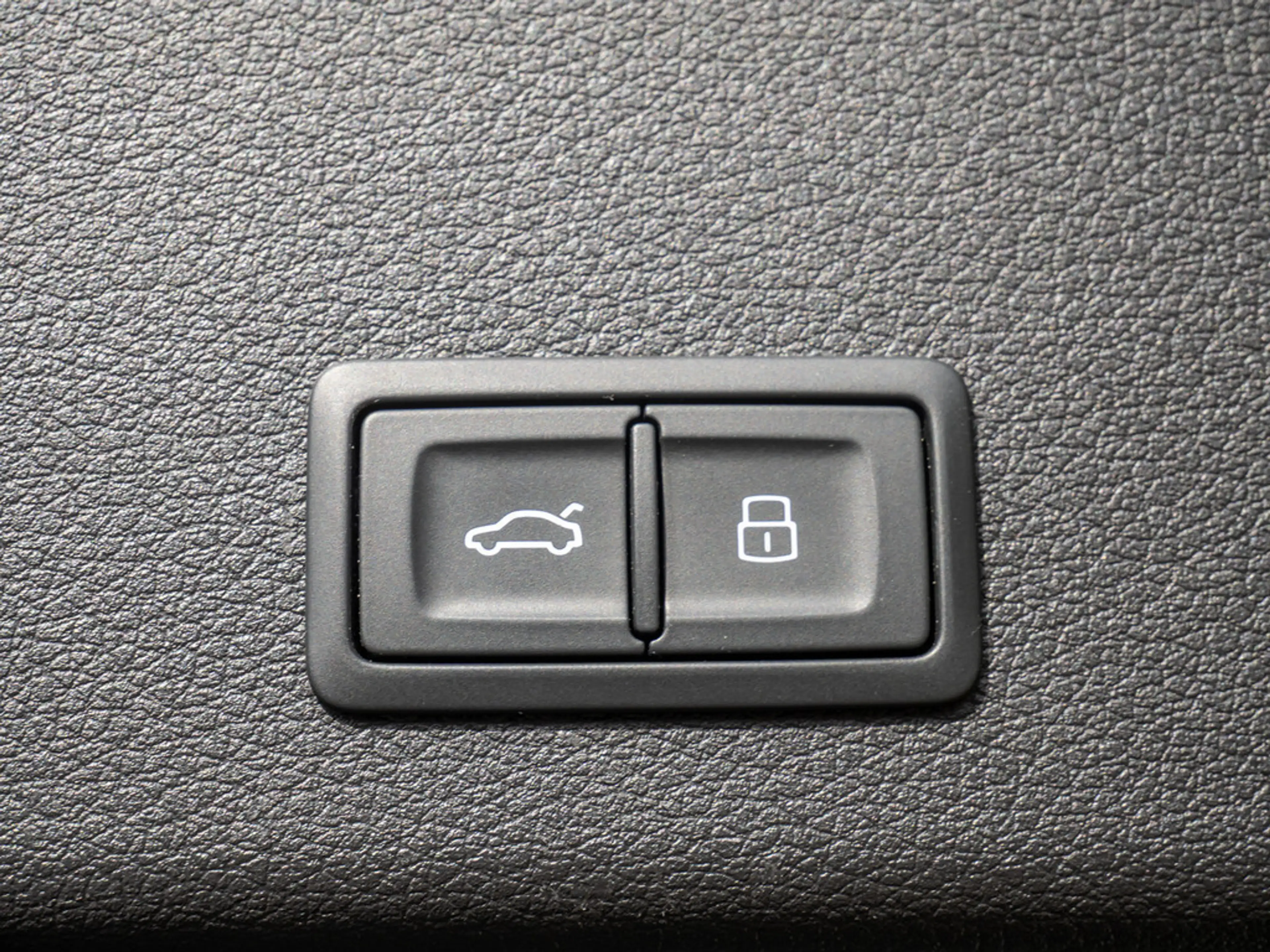 Audi Q8 e-tron S line 55 quattro MATRIX PANO ACC B — photo 25