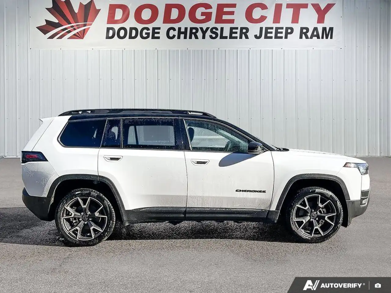 Jeep Cherokee снимка Jeep Cherokee