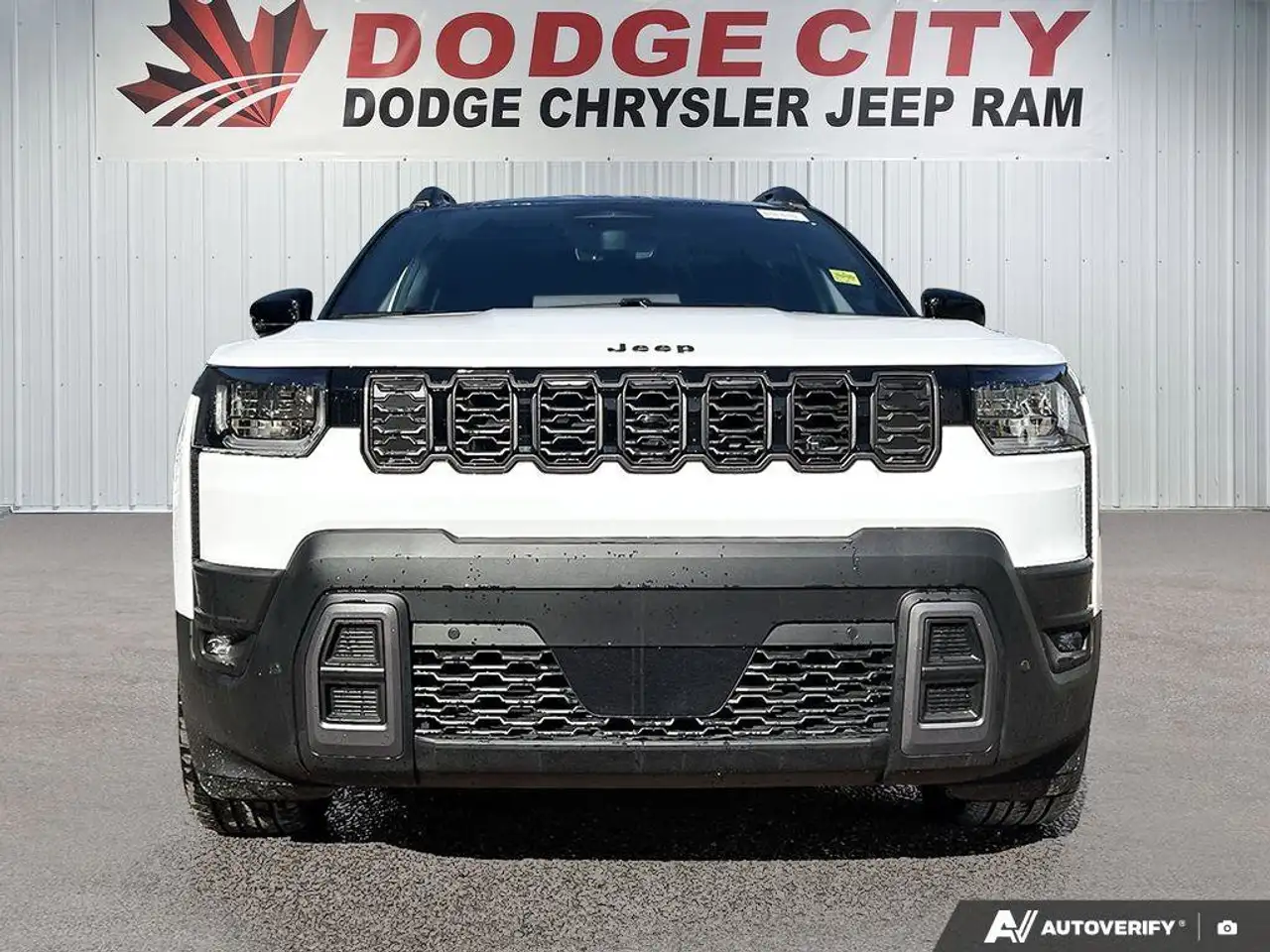 Jeep Cherokee снимка Jeep Cherokee
