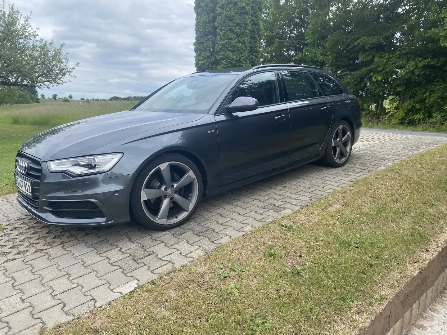 Audi A6 2.0 TDI sport selection Grau - 2