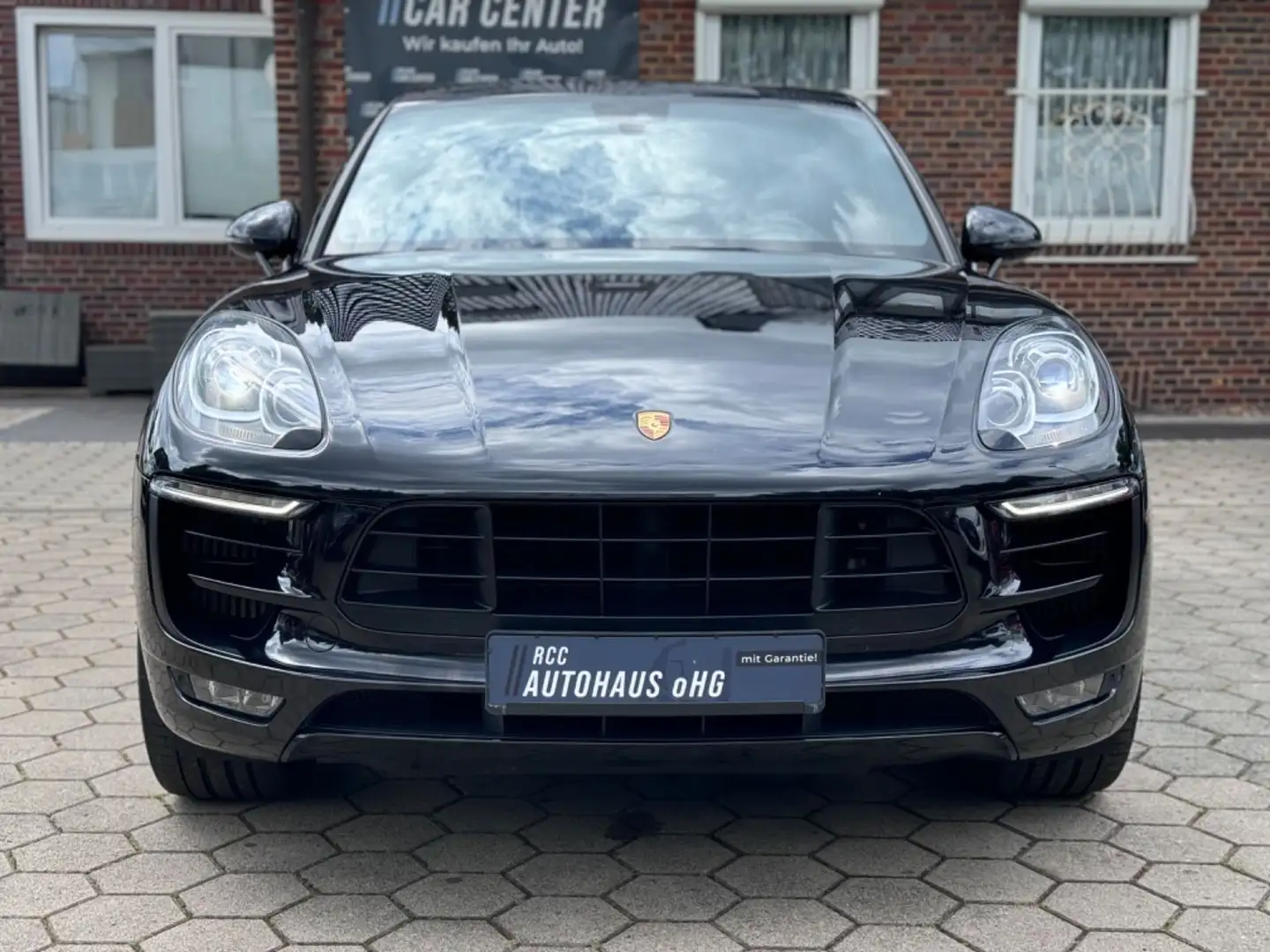 Porsche Macan Turbo Sportabgas Pano Carbon LED Schwarz - 2