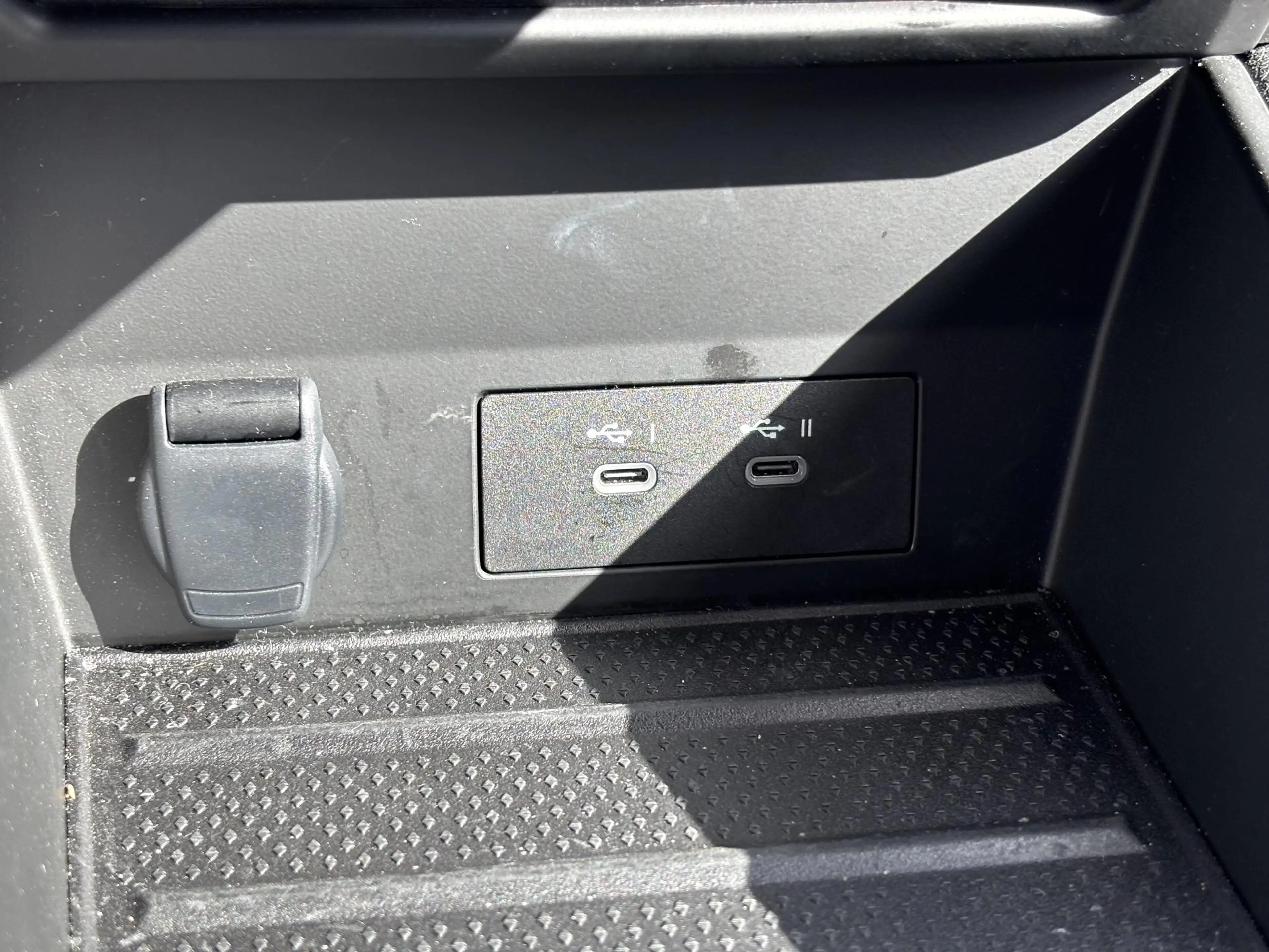 Renault Captur 1.8 E-Tech full hybrid 160 techno | Adapt Cruise | — photo 13