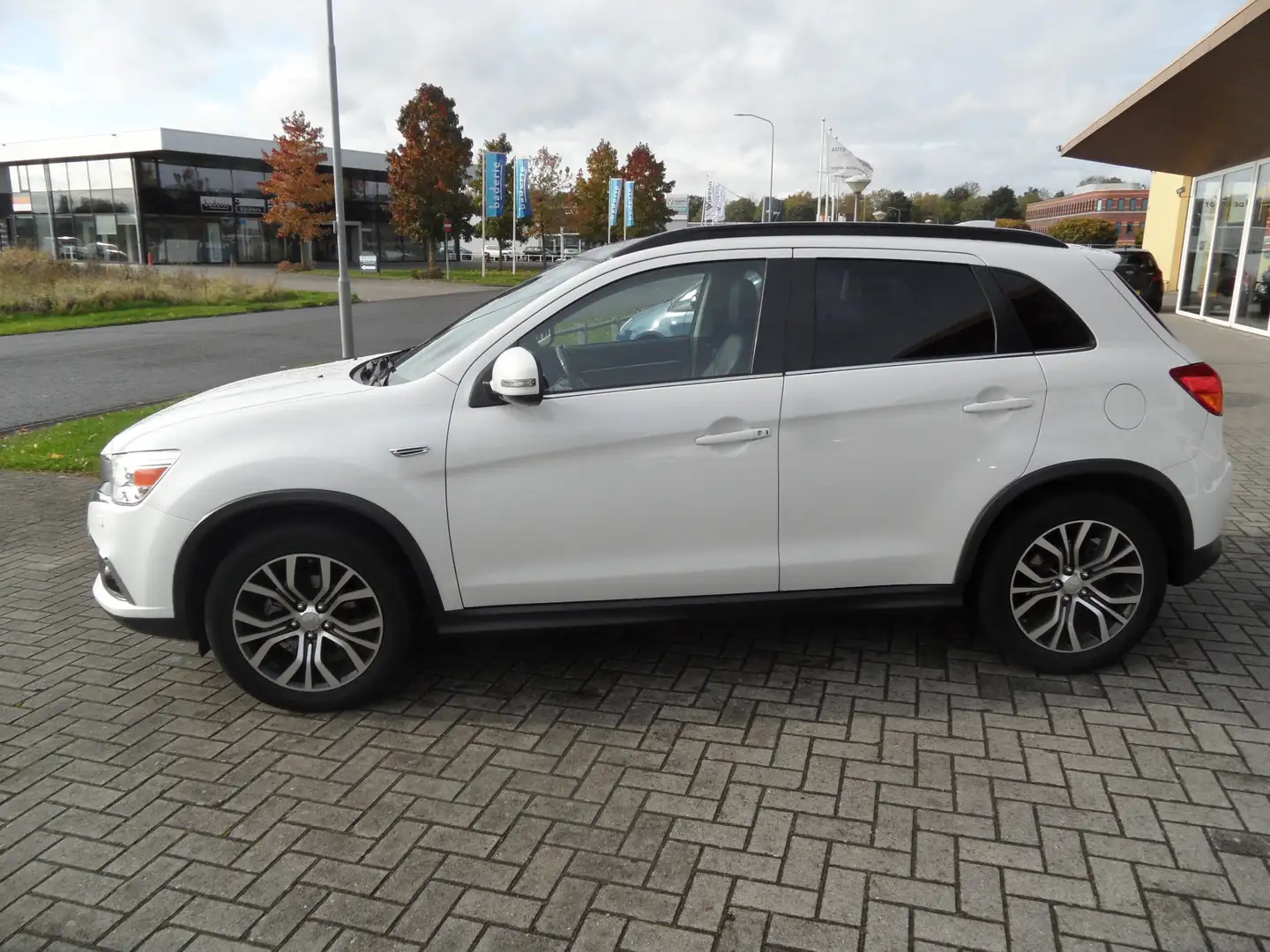 Mitsubishi ASX Exlusive Automaat 4 WD Wit - 2