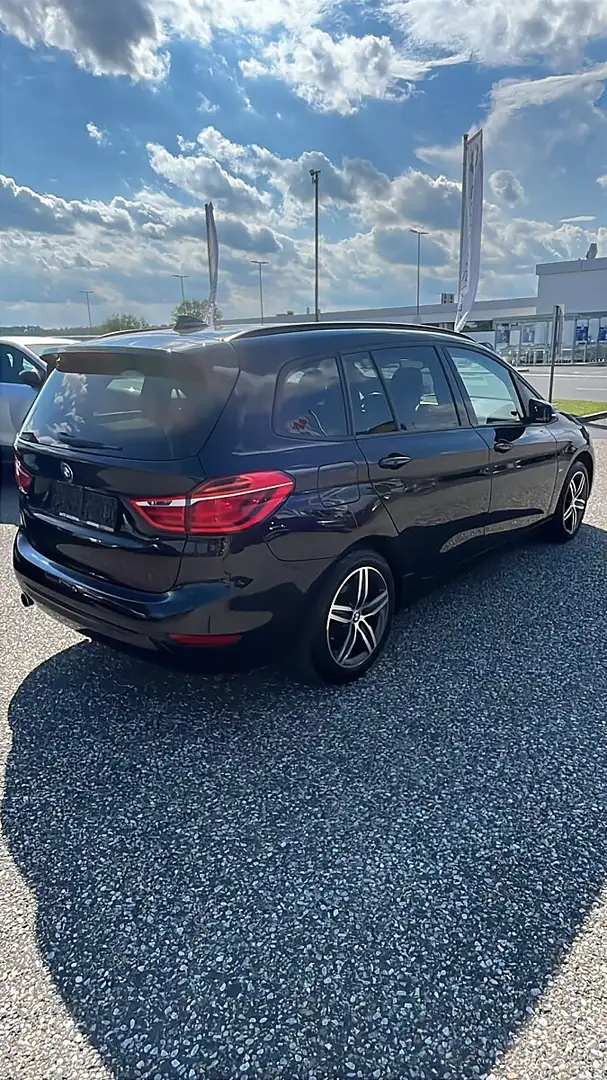 BMW 218 d Gran Tourer Sport Line Aut. Schwarz - 2