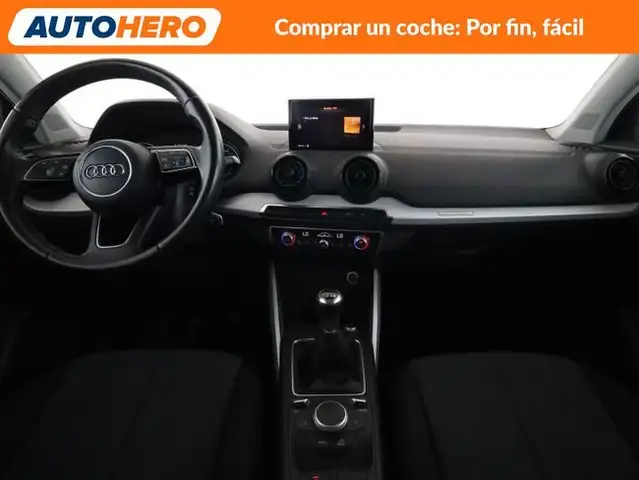 Audi Q2 view 13