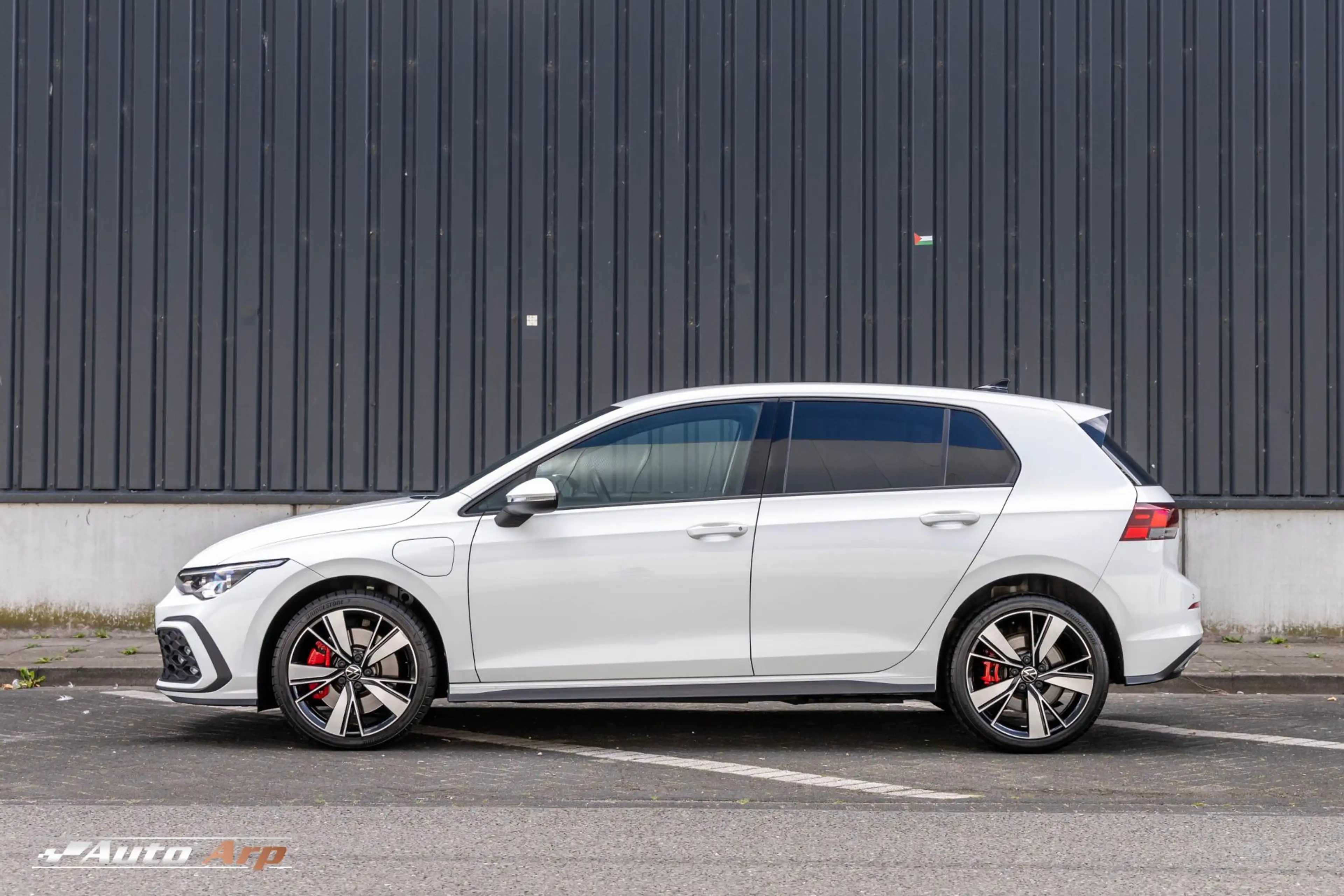 Volkswagen Golf GTE 1.4 eHybrid — photo 7