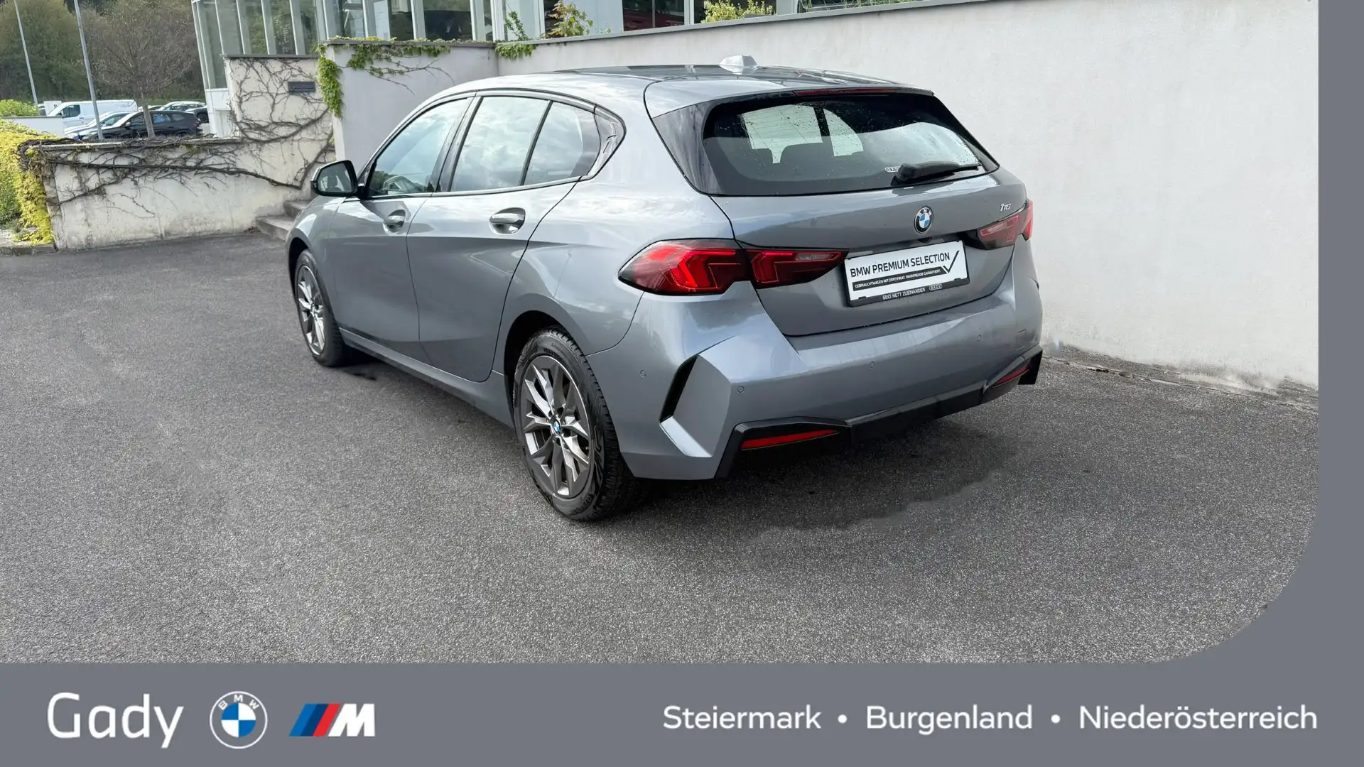 BMW 116 i Grau - 2