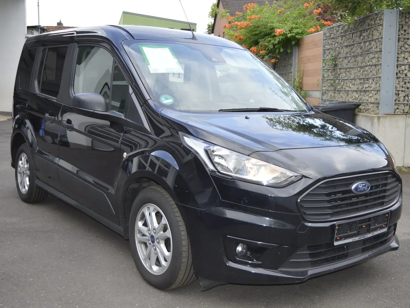 Ford Tourneo Connect 1.5 EcoBlue 5 Sitzer*CAM*Temp*MFL*Titanium Czarny - 1