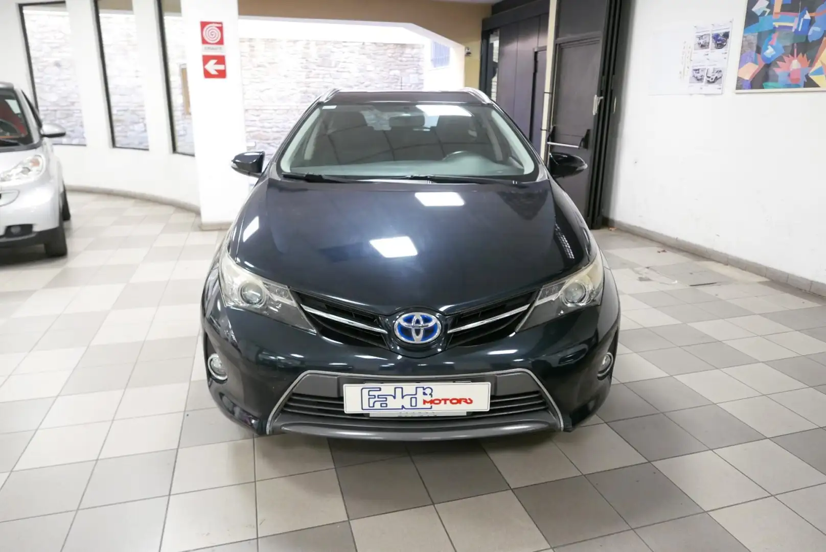 Toyota Auris Touring Sports 1.8 Hybrid Active Plus Bleu - 2