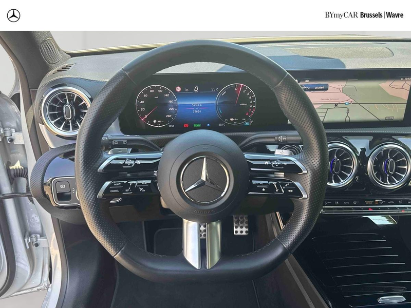 Mercedes-Benz A 250 A e AMG Line — photo 14