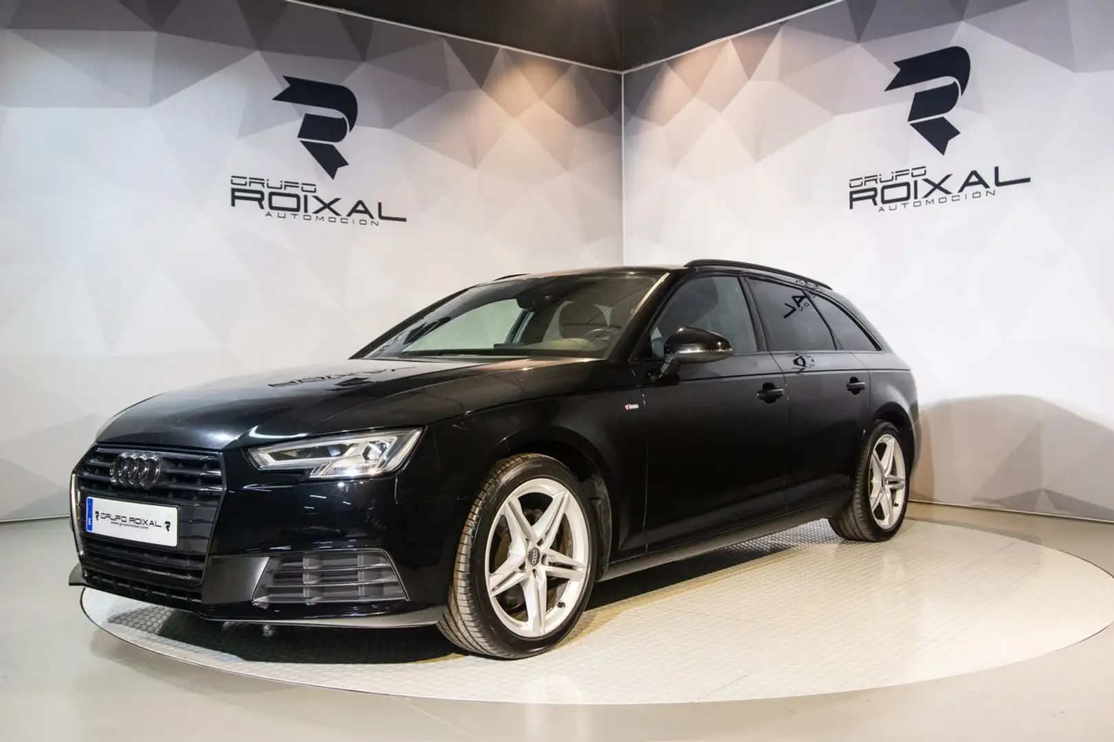 Audi A4 2.0TDI S line edition S tronic 110kW Nero - 1