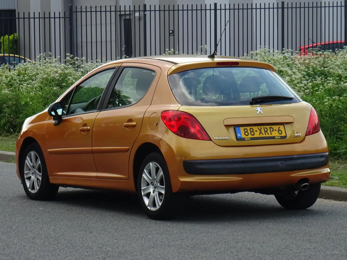 Peugeot 207 1.6-16V XS Pack 5DRS CLIMA/CRUISE/PDC/APK 4-2026 Portocaliu - 2
