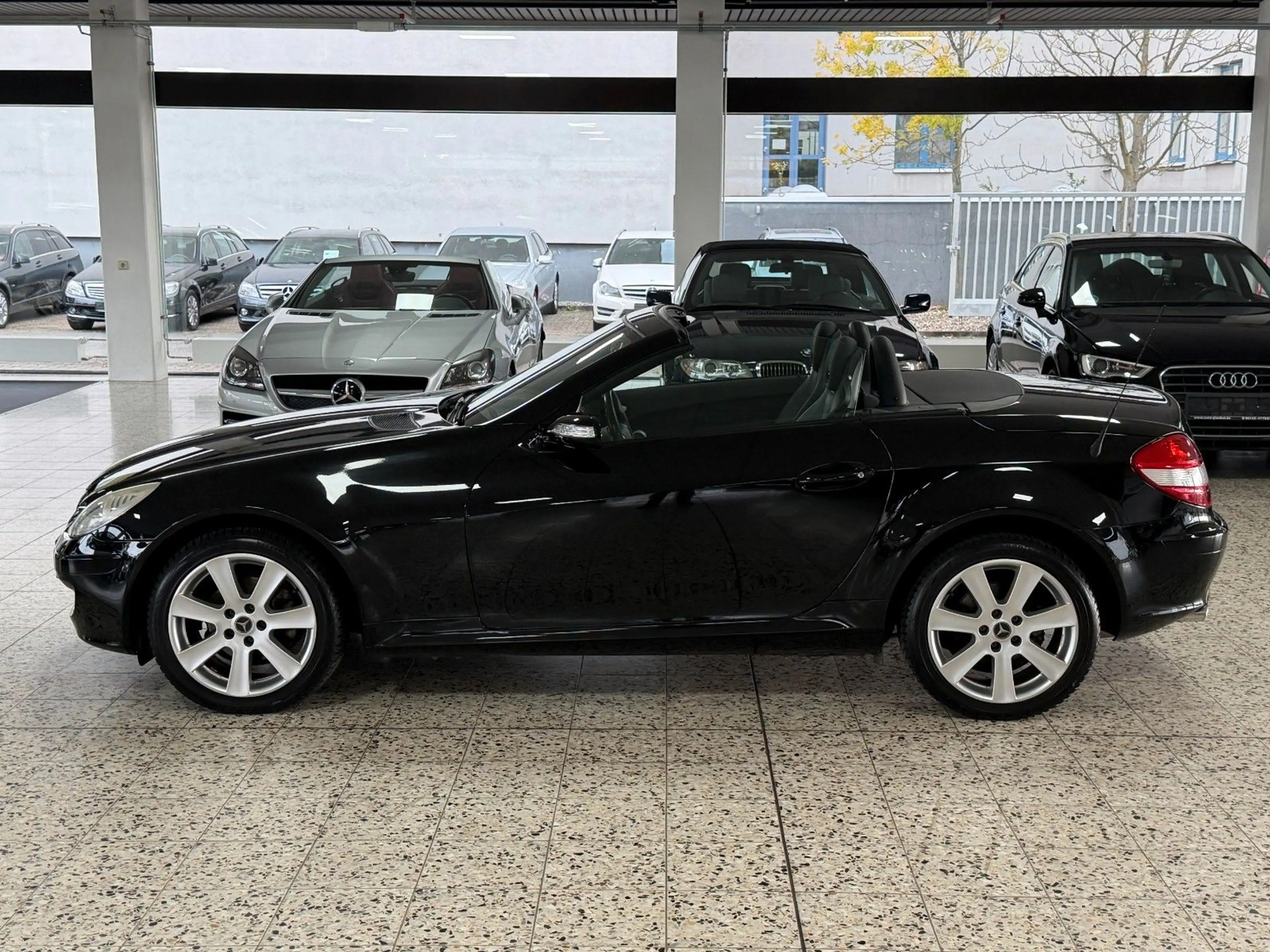Mercedes-Benz SLK 200 Kompressor/Xenon/Leder/Airscarf/2.Hand — photo 9
